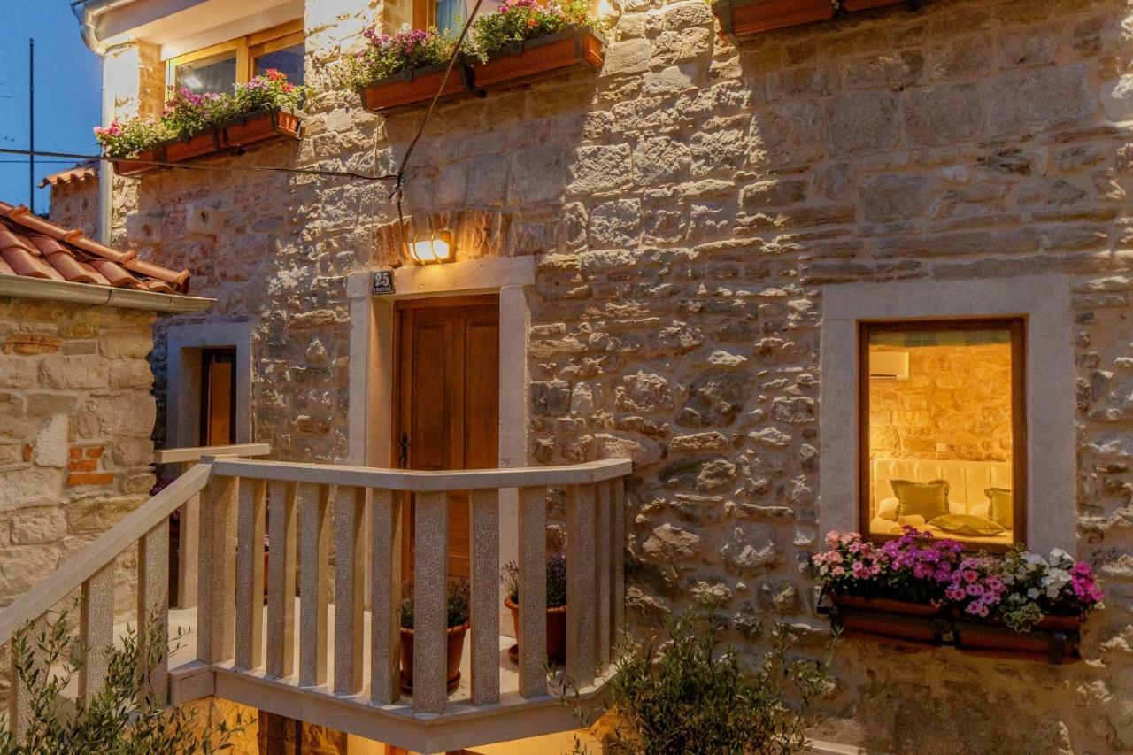 Stone House Luxury Rooms Σπλιτ Εξωτερικό φωτογραφία