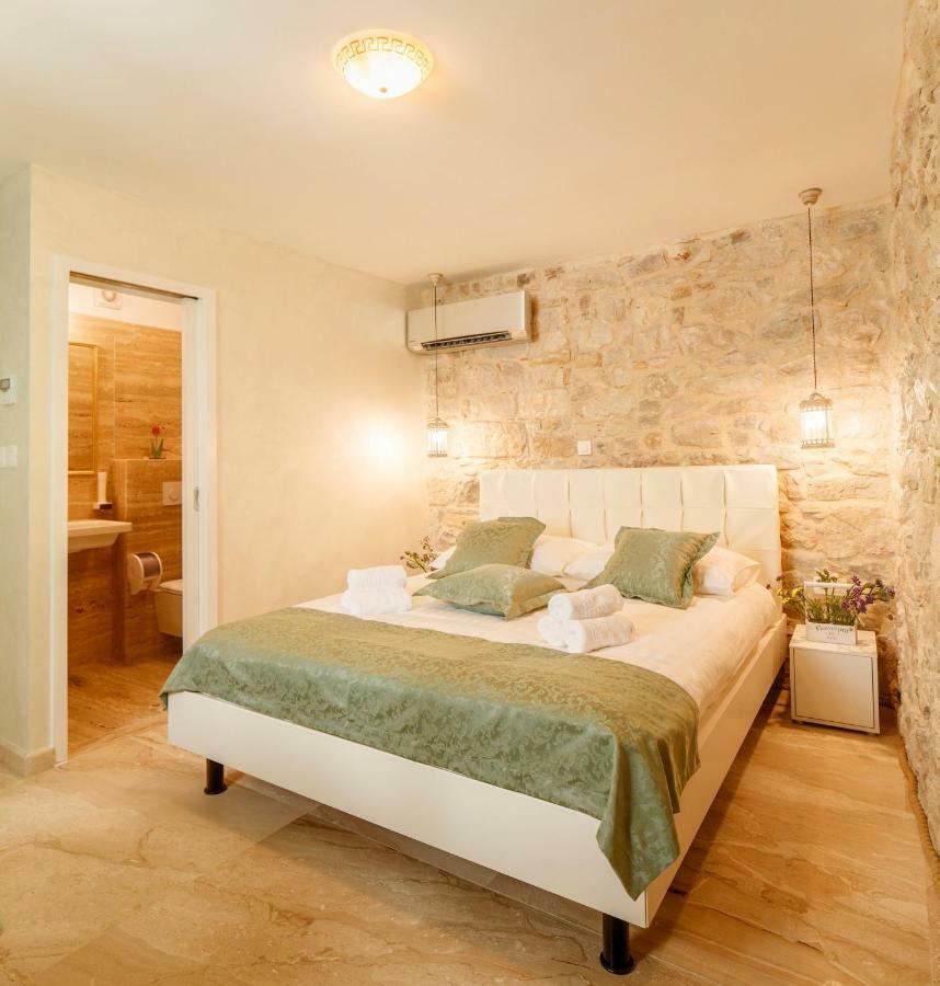 Stone House Luxury Rooms Σπλιτ Εξωτερικό φωτογραφία